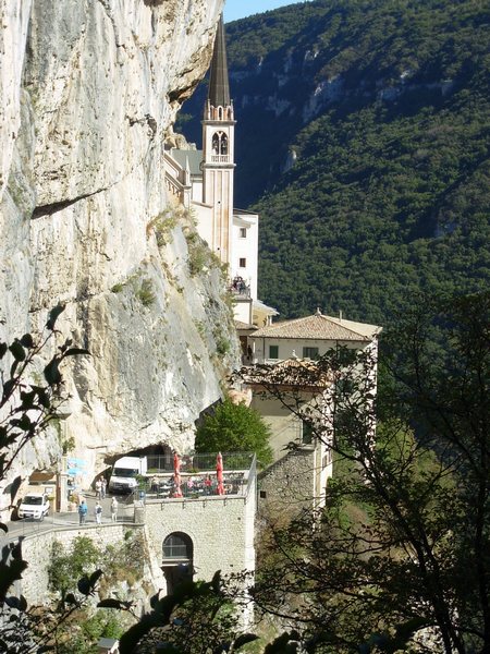 n_79a Felsenkirche.jpg